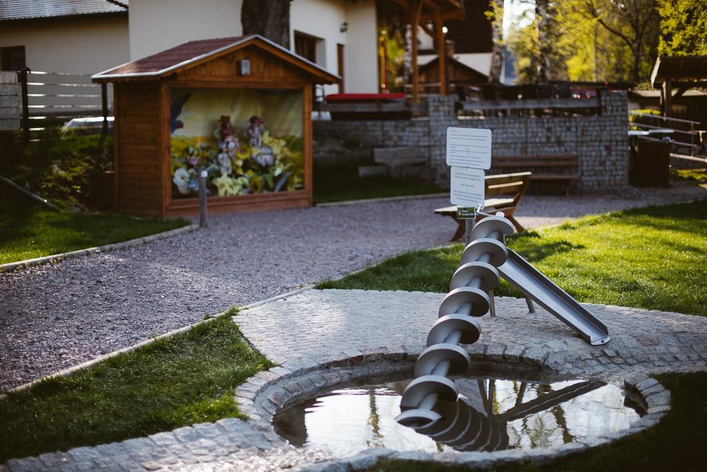 Przystanek Bavaria - Sauny, Parking Oraz Wstep Do Parku Bajek W Cenie! Karpacz Esterno foto